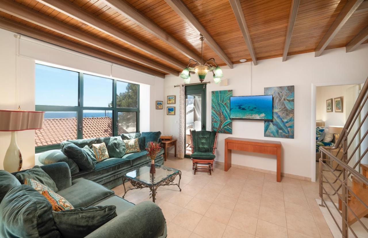 Paradisos Luxury Villas Next To Beach Koutsourás 外观 照片