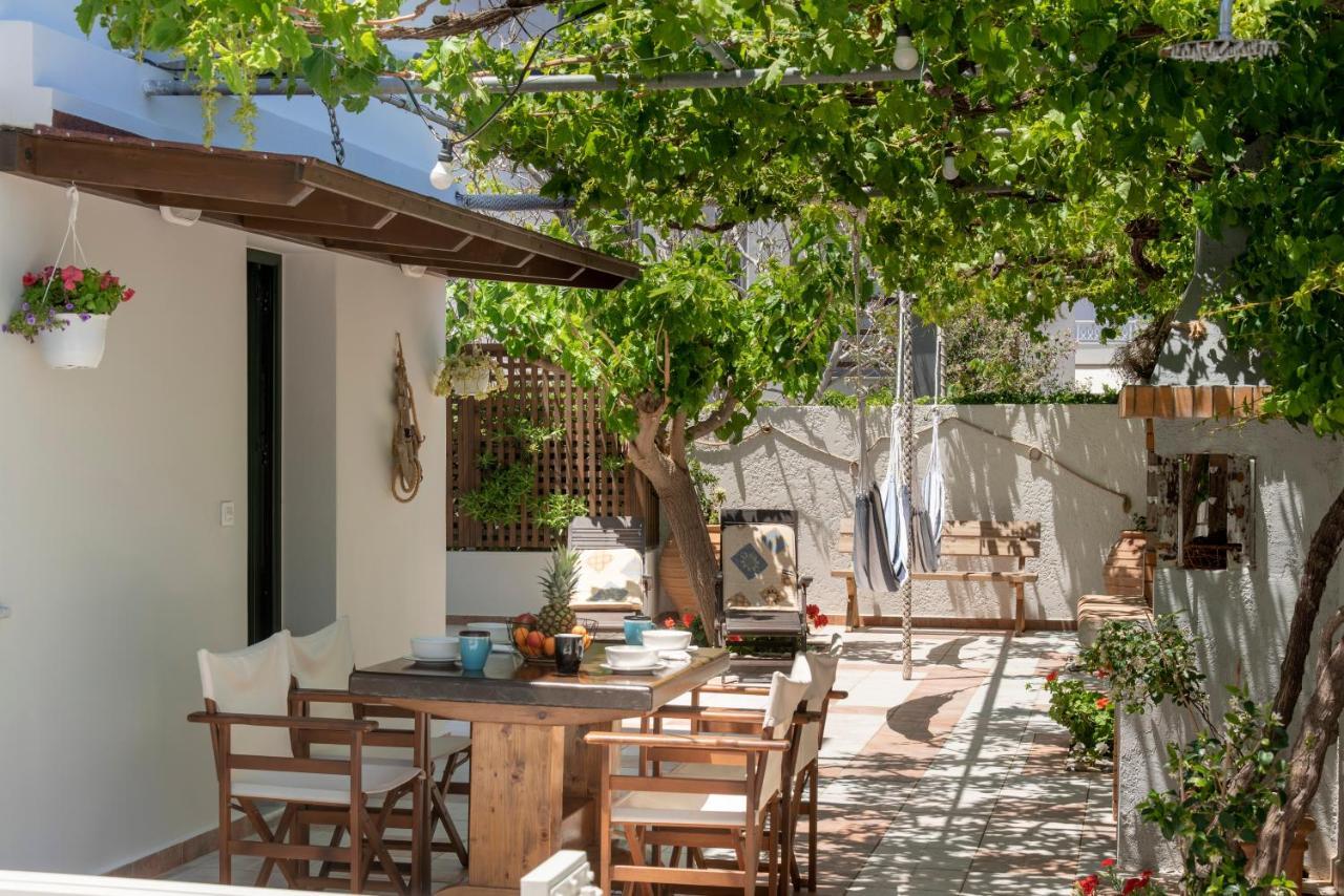 Paradisos Luxury Villas Next To Beach Koutsourás 外观 照片