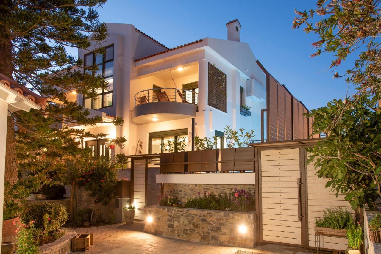Paradisos Luxury Villas Next To Beach Koutsourás 外观 照片