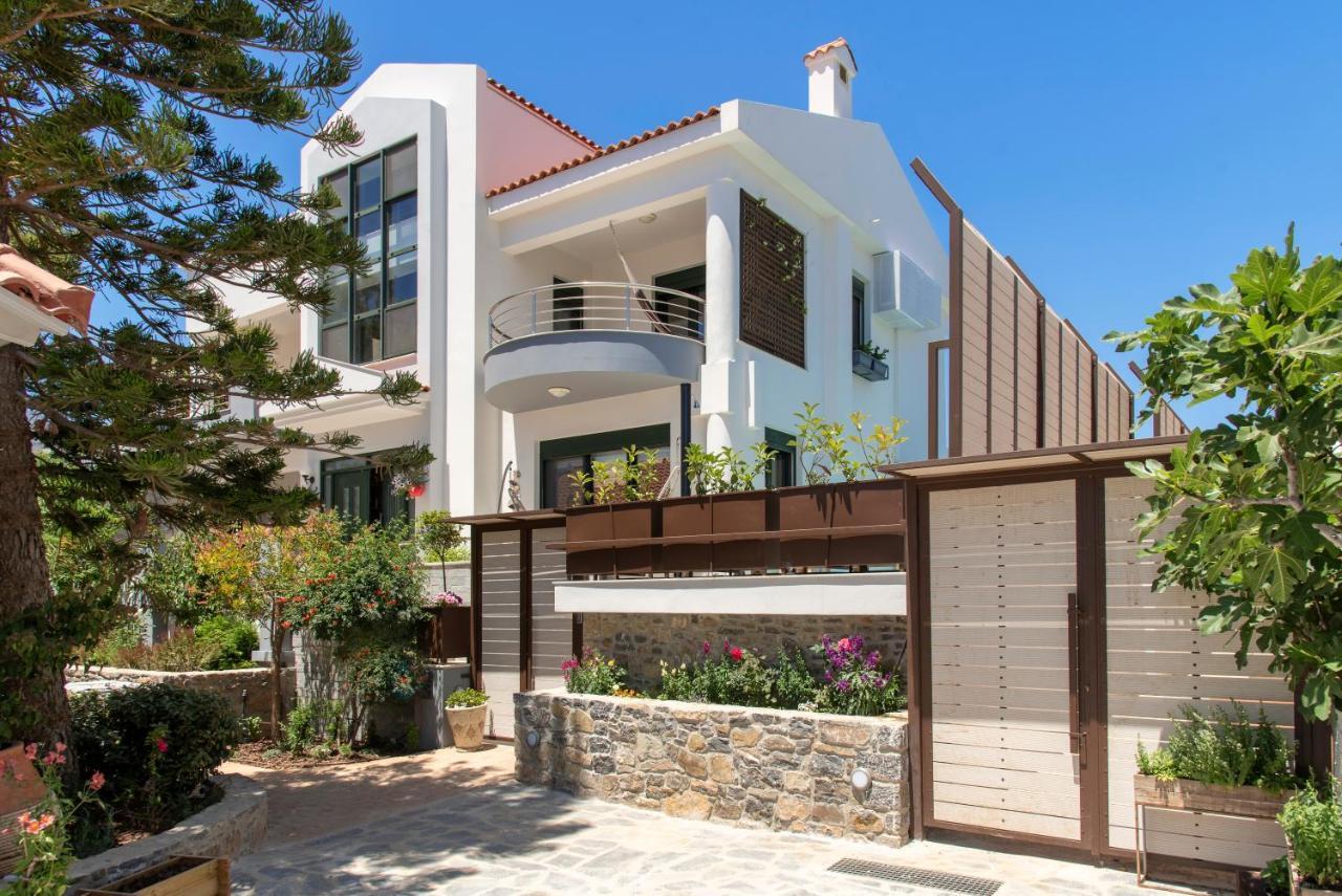 Paradisos Luxury Villas Next To Beach Koutsourás 外观 照片