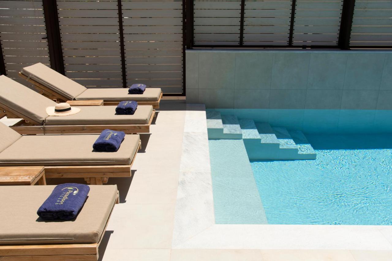Paradisos Luxury Villas Next To Beach Koutsourás 外观 照片