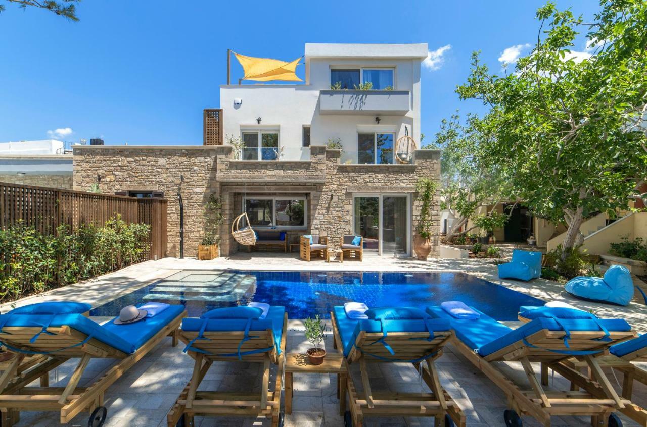 Paradisos Luxury Villas Next To Beach Koutsourás 外观 照片